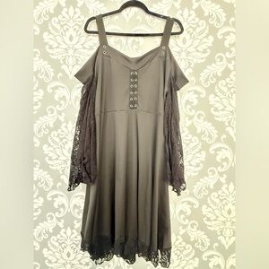 Gothic‎ Vintage Lace Patchwork Cold Shoulder Dress